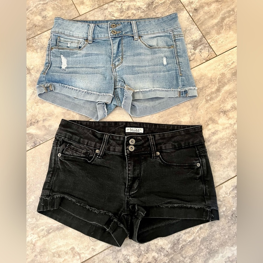 2 Pair of MUDD Shorts